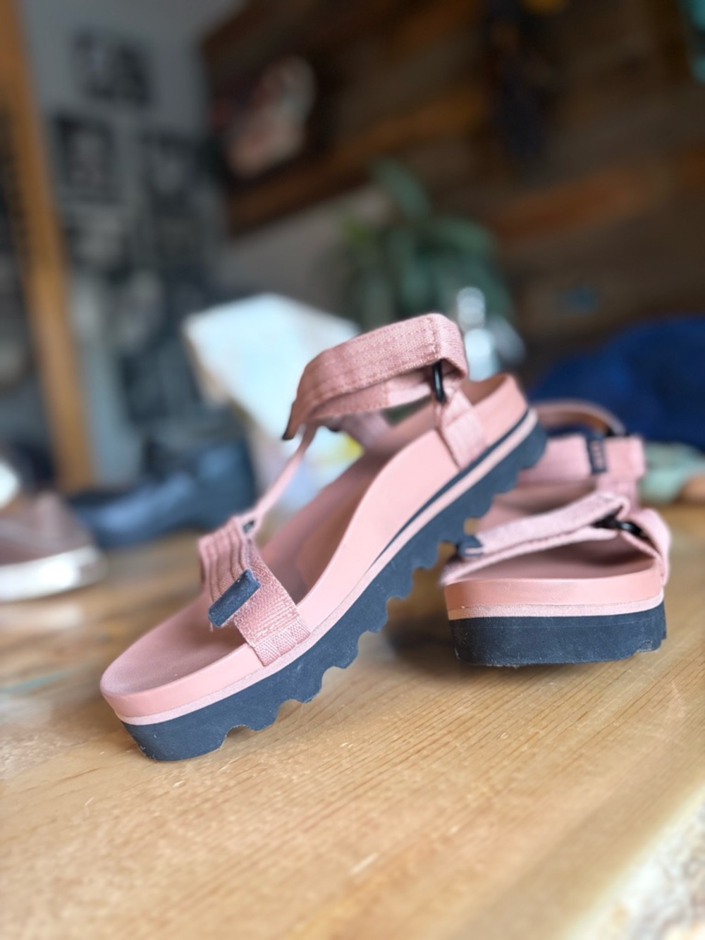 Womens Reef Pink Platform Sport Sandals with Adjustable Straps